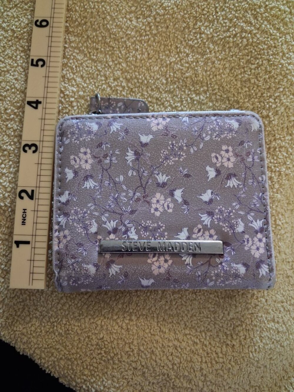 Steve Madden Floral Wallet Small Zip Around Card Holder Taupe Purple Compact